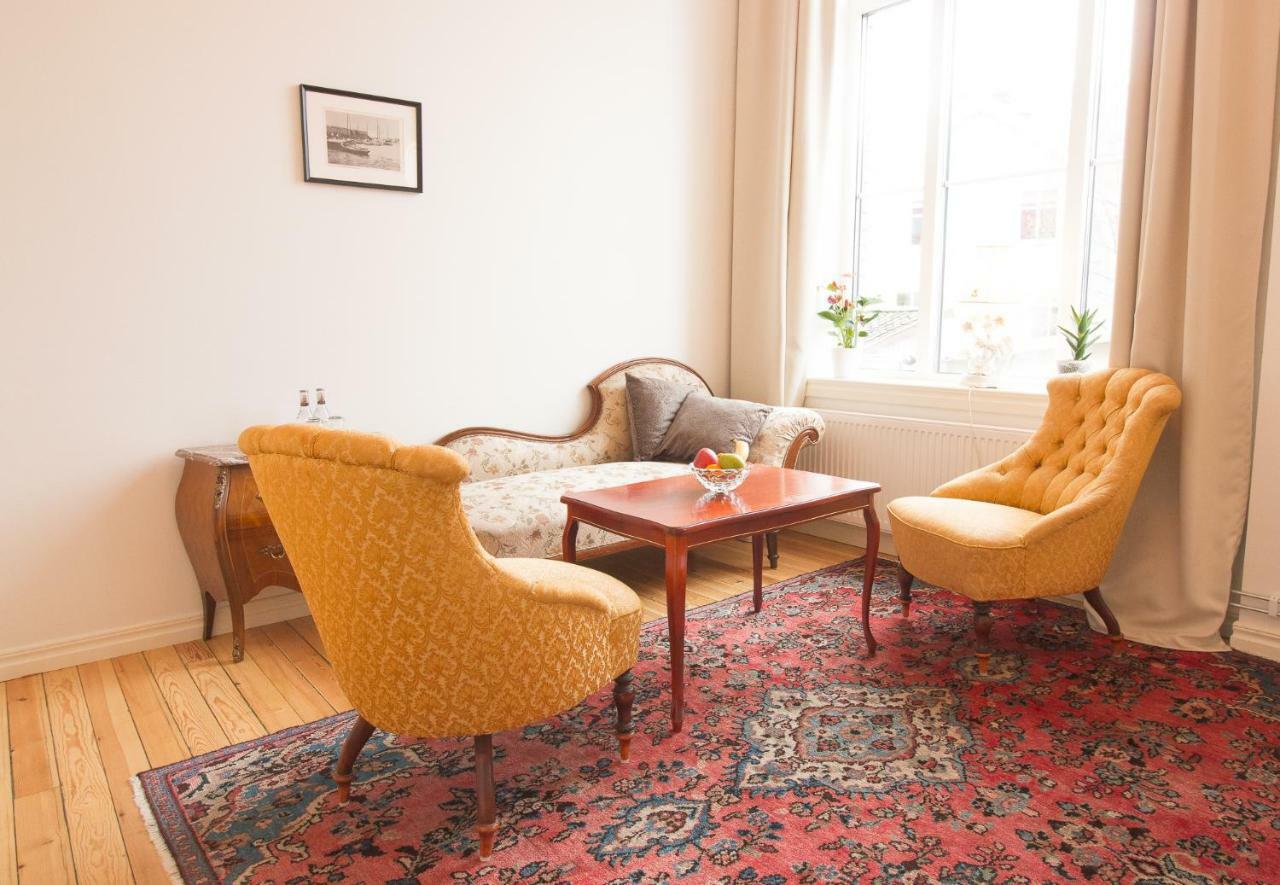 Lysekil City Rooms & Suites エクステリア 写真
