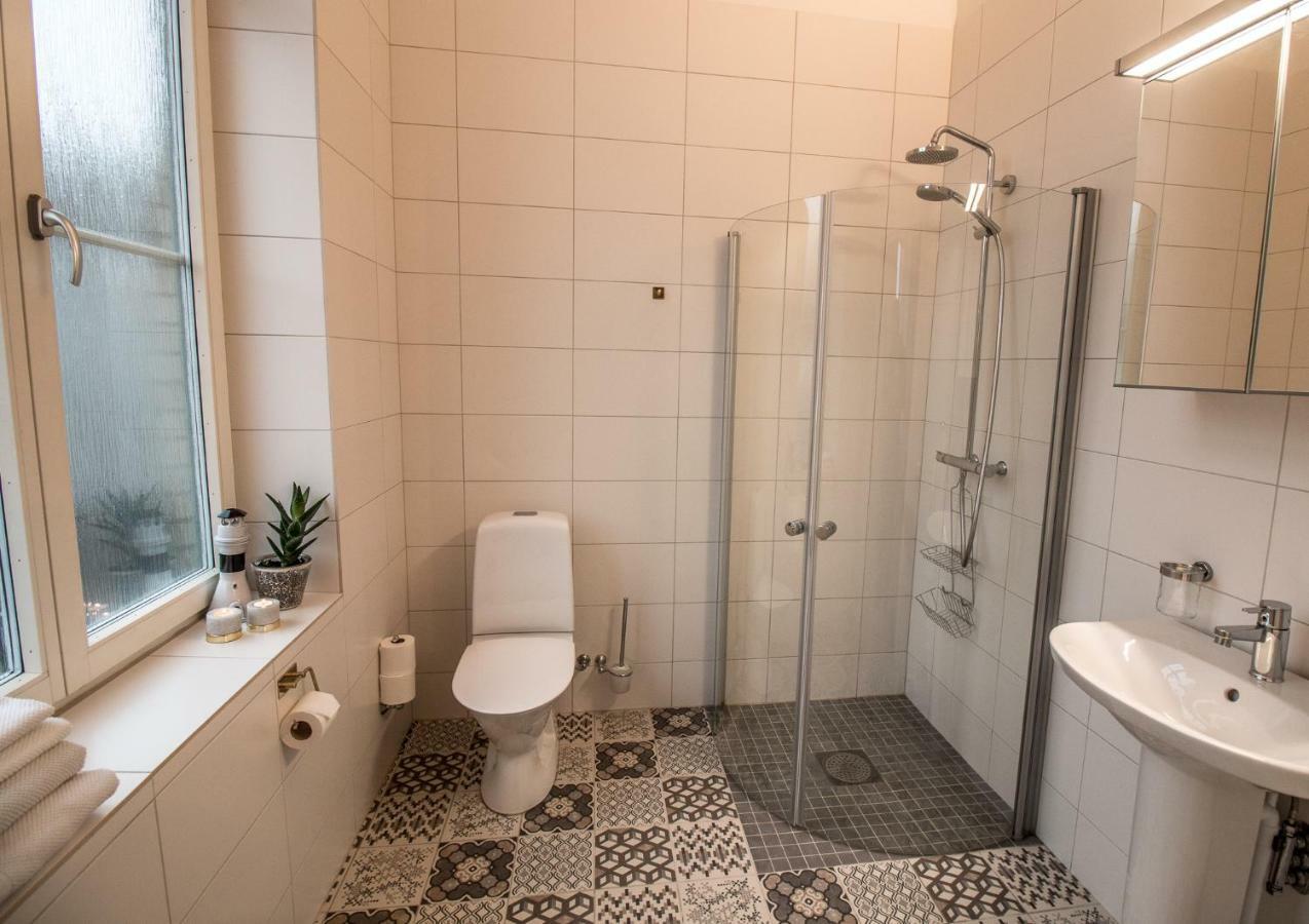 Lysekil City Rooms & Suites エクステリア 写真