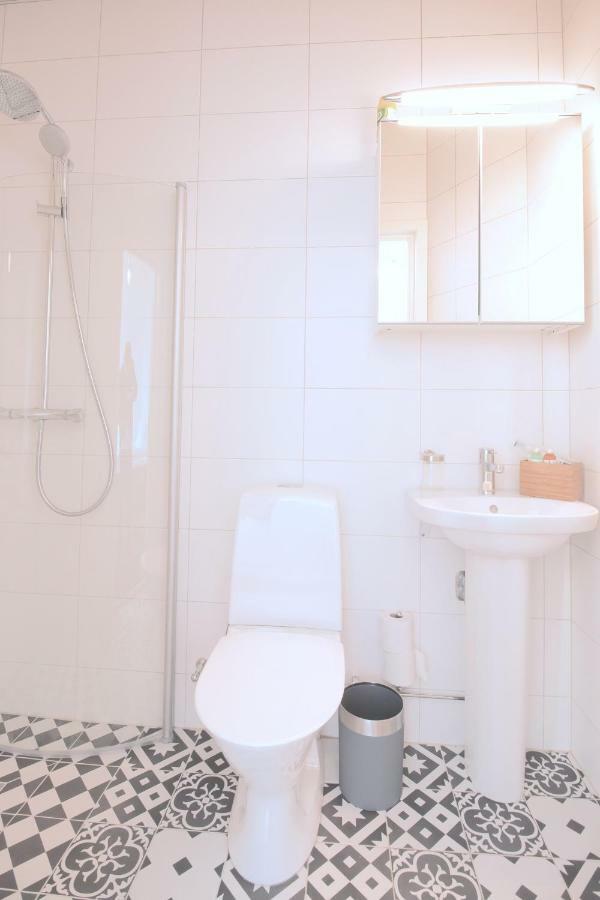 Lysekil City Rooms & Suites エクステリア 写真